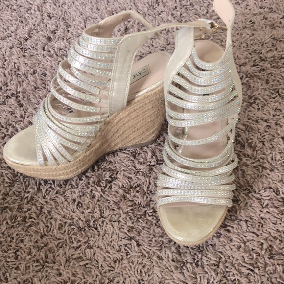 Steve Madden wedge sandles - Picture 2 of 5